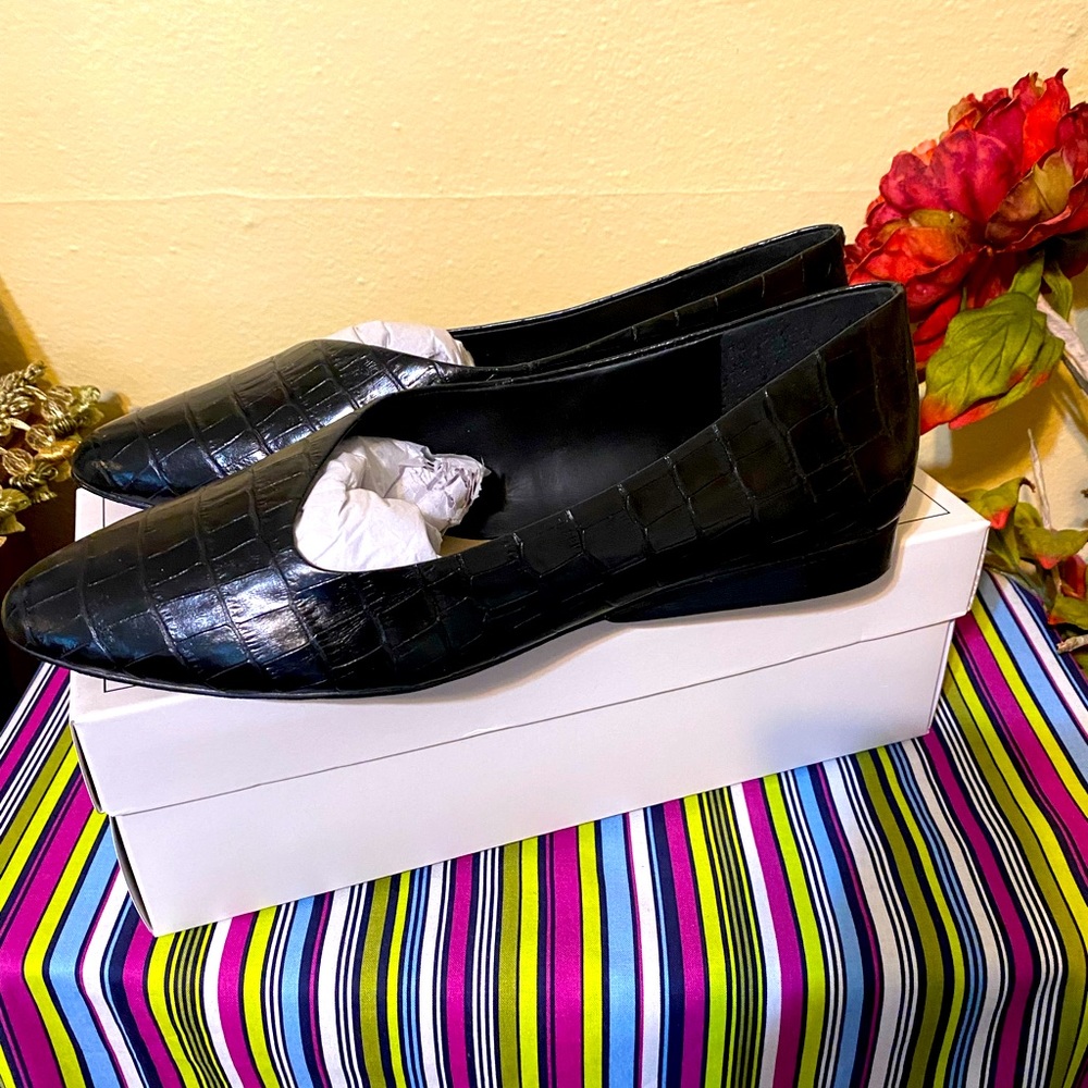 1. State Women’s Flat Black Size 10 M Bennie Summer Crocodile Print